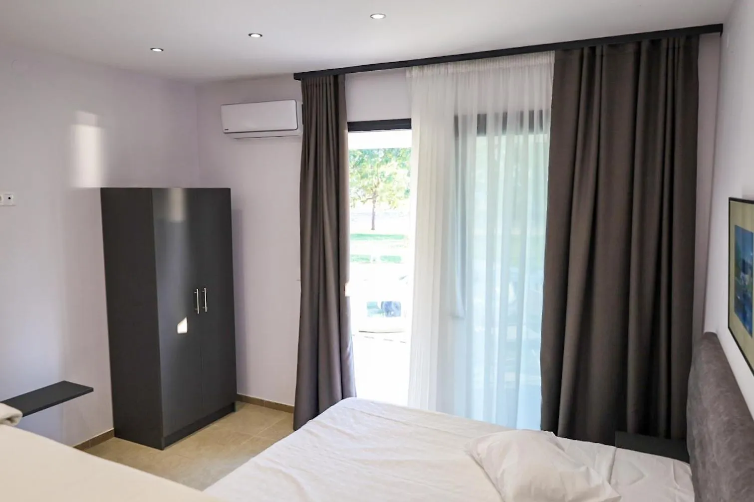 Sithonia Palace Apartments Ormilia